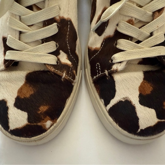 FRYE Ivy Low Lace Calf Hair Cow Print Sneaker Cowboy Chic Western Vibe - Picture 4 of 9